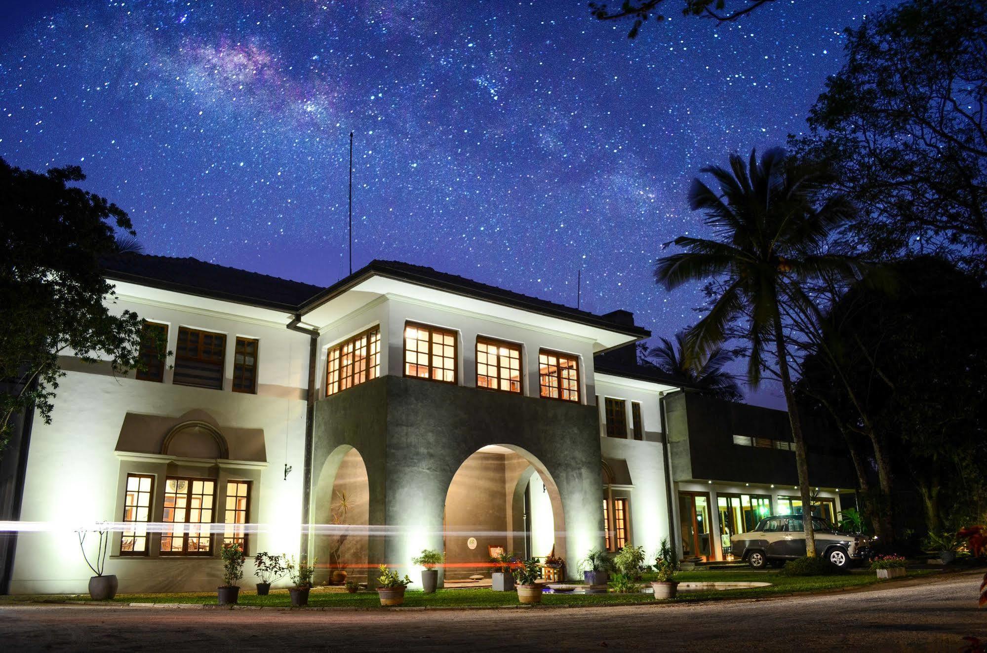 The Elephant Stables Kandy Dış mekan fotoğraf